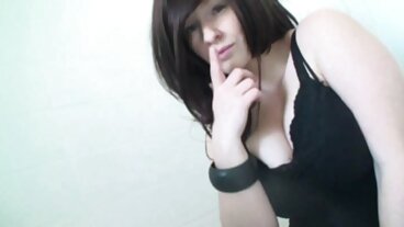 সচিব যা চোদাচুদি ভিডিও বাংলা চান তা পান!