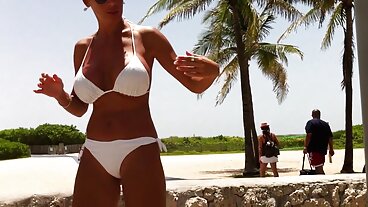 বন্য বহিরাগত মেয়েরা বাংলা চোদাচুদি সিনেমা যৌনসঙ্গম অনেক বিশাল দুধ