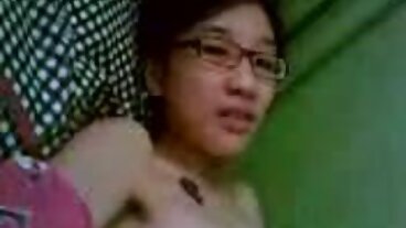 পর্নোতারকা বাংলা নতুন চোদাচুদি ভিডিও কাস্টিং কোন মেকআপ ওরফে প্রথম টাইমার!