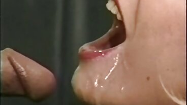 অপেশাদার বাংলা হট চোদাচুদি বেশ্যা ভ্যালেডিক্টোরিয়ান তার কেএনও হো শেয়ার করে