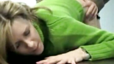 মেয়ে সমকামী, চোদাচুদি ভিডিও দেখা সুন্দরী বালিকা