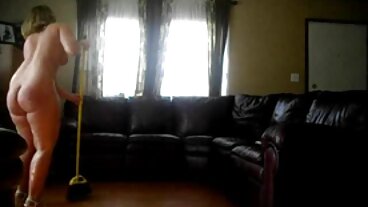 উলঙ্গ হাঁটা বাইস্ট্যান্ডারদের শ্বাস ছাড়ায় এবং বোনার বাংলা চোদন ভিডিও সহ